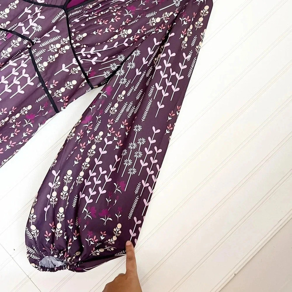 WAYWARD FANCIES eShakti Size 4 Burgundy Plum V- Neck Floral Midi Dress - Picture 6 of 6